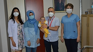 Kalp ritim bozukluğu olan 4 aylık bebek Tepecik Hastanesi’nde sağlığına kavuştu