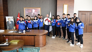 Genç sporcuları Başkan Pehlivan uğurladı