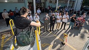 Şampiyonlar İzmir marşıyla karşılandı