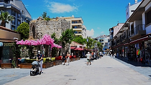 Yenilenen Kuşadası yerli ve yabancı turistleri bekliyor