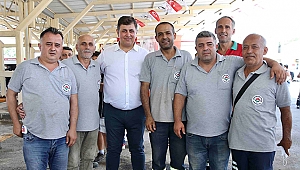 Başkan Tugay ve emekçilerden bayram buluşması