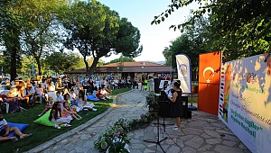Efes Selçuk’lu çocuklardan “Doğadan Ezgiler” Piyano Dinletisi