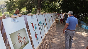 Ödüllü karikatürler ile mizah Karaburun’da