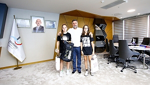 BAŞKAN SANDAL BAYRAKLI’NIN GURURU İLKİM'E SAHİP ÇIKTI