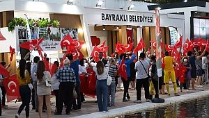 BAYRAKLI BELEDİYESİ İEF’TE DE FARKINI HİSSETTİRDİ