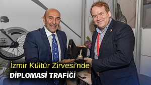 İzmir Kültür Zirvesi’nde diplomasi trafiği