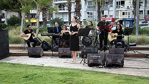 Karşıyaka’da açık havada müzik şöleni başladı