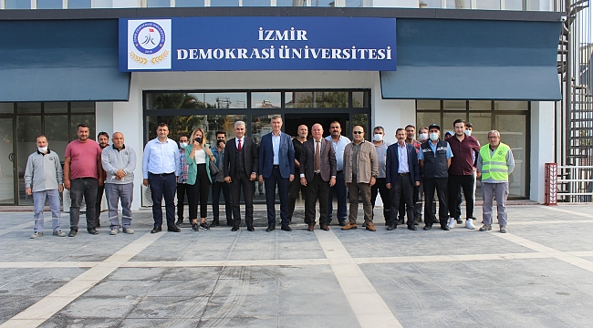 izmir demokrasi üniversitesi yorumlar