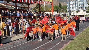 Bayındır'da 29 Ekim Cumhuriyet Bayramı büyük bir coşkuyla kutlandı