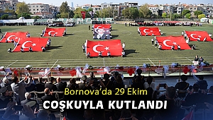 Bornova'da 29 Ekim coşkuyla kutlandı