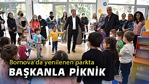 Bornova’da yenilenen parkta başkanla piknik