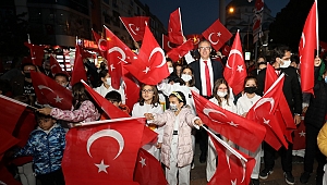 Gaziemir’de coşkulu 29 Ekim kutlaması