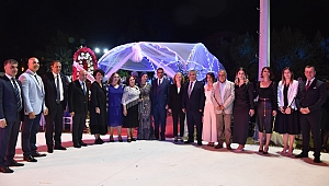 Sefer ile Tuğçe dünya evine girdi: Nikahlarını Başkan Soyer kıydı