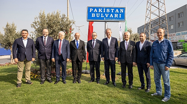 Başkan Soyer’e Pakistan Bulvarı için teşekkür