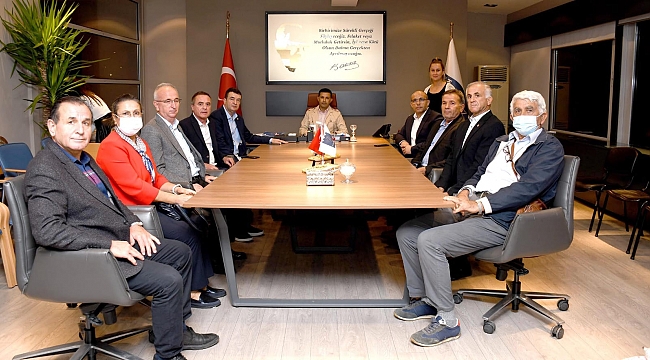 CHP Aydın Eski Milletvekili Baydar'dan Kuşadası Kent Meydanı Projesine tam not