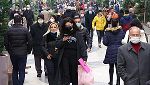 'Aşılı olmak korona virüsü taşımadığımız anlamına gelmiyor'