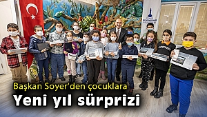 Başkan Soyer’den çocuklara yeni yıl sürprizi