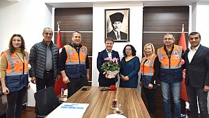 Bornova Belediyesi ve İz-Afed’den öğrencilere yönelik “Afet Bilinci Eğitimi”