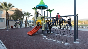 Gaziemir’in parkları yenileniyor