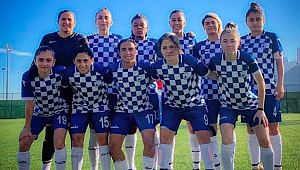 Kadın Futbol Takımı Konak’a 3 puanla döndü