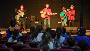 Karşıyakalı minikler ‘Şubadap Çocuk’ ile buluştu