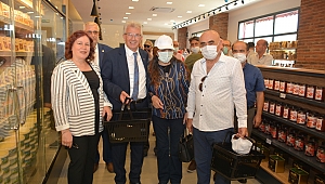 Otamış Halkın Marketi çok seviliyor