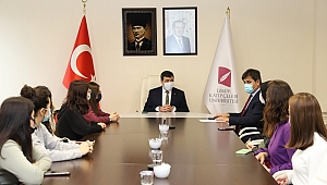Rektör Köse, İKÇÜ’nün ‘starlarını’ ağırladı