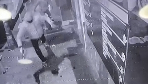 Döve döve metrelerce sürükleyip tabancayla vurdular