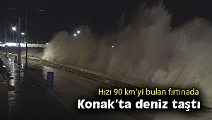 İzmir’de fırtına nedeniyle deniz taştı
