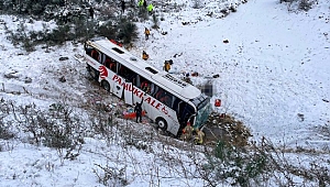 Kuzey Marmara Otoyolu'nda yolcu otobüsü şarampole yuvarlandı
