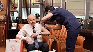 MHP Genel Başkanı Bahçeli, Turkovac aşısı oldu
