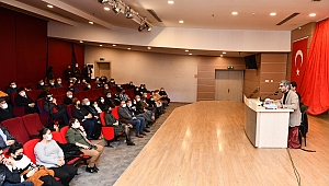 Pehlivan ve İnce Nazım'ı Çiğlililer için anlattı