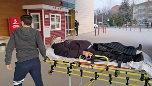 Alkollü ve ehliyetsiz sürücü önündeki aracı biçti!