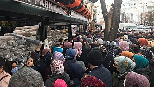 AVM açılışında izdiham! Vatandaşlar ezilme tehlikesi yaşadı