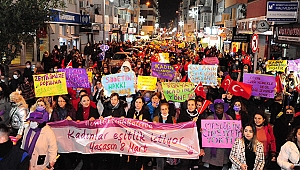 Balçovalı kadınlar hem isyan etti hem de eğlendi