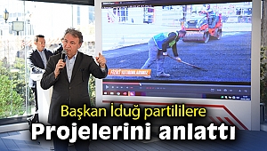 Başkan İduğ partililere projelerini anlattı