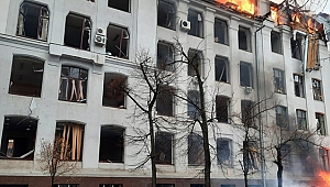 Harkov'da emniyet ve üniversite binası vuruldu