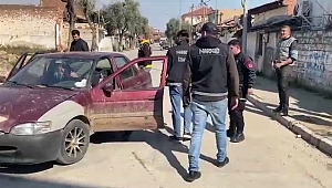 İzmir'de polis ekiplerinden huzur ve güven uygulaması