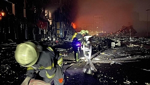 Kiev'de siviller enkaz altında kaldı... Kurtarma çalışmaları sürüyor