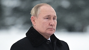 Putin’den Batı’nın yaptırımlarına tepki: Savaş ilanına benziyor
