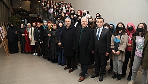 Şair-Yazar Nurullah Genç Bergama'da 'Dua'nın gücünü anlattı