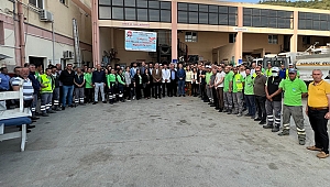 Başkan Engin personeliyle bayramlaştı