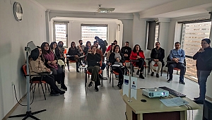 Çiğli Belediyesi ‘toplumsal cinsiyet eşitliğine’ ışık tuttu