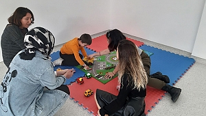 Ebeveyn Bilgi ve Eğitim Merkezi’nde eğitimler sürüyor