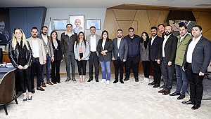 “Gençlerin Başkanı” Bayraklı’ya geldi