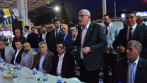 İYİ Parti Torbalı'dan görkemli iftar programı