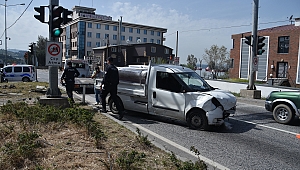 İzmir Aliağa'da trafik kazası: 4 yaralı