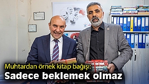 Muhtardan örnek kitap bağışı: Sadece beklemek olmaz