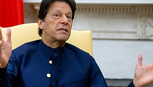 Pakistan Başbakanı Imran Khan görevden alındı