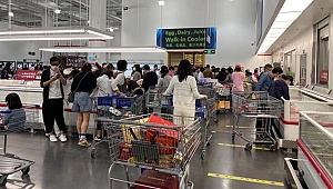 Pekin'de yeni vakalar çıktı, halk marketlere koştu